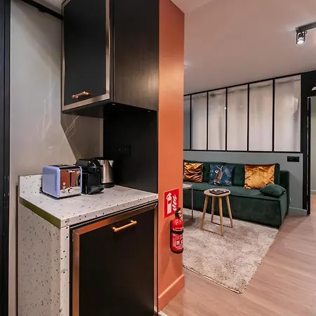 Апартаменты Duchesse Flat Center Lovely Place B2 Париж