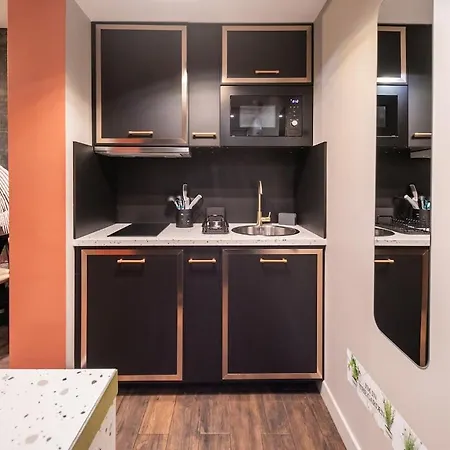 Duchesse Flat Center Lovely Place B2 * Париж